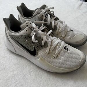 Nike‎ Kyrie Low 2 Shoes Mens Size 15 White Black Gray Basketball CN9827-100 Zoom